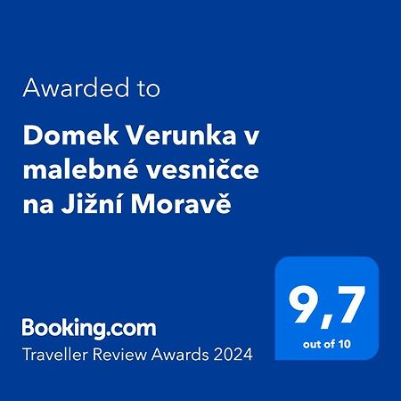 Domek Verunka V Malebne Vesnicce Na Jizni Morave Svatoborice Luaran gambar